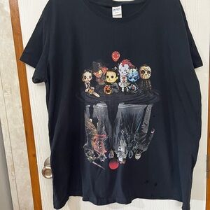 Gildan Black Graphic Tee - Short Sleeve